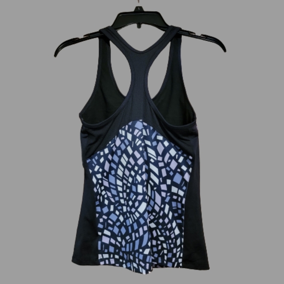 Aspire Racer Back Fitness Wear Size Large New With Tags - Picture 2 of 6